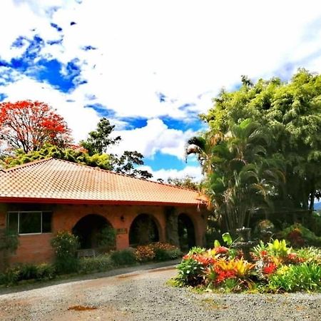Hotel Boutique Casona Del Cafetal And Lakeside Restaurant Cachí Esterno foto