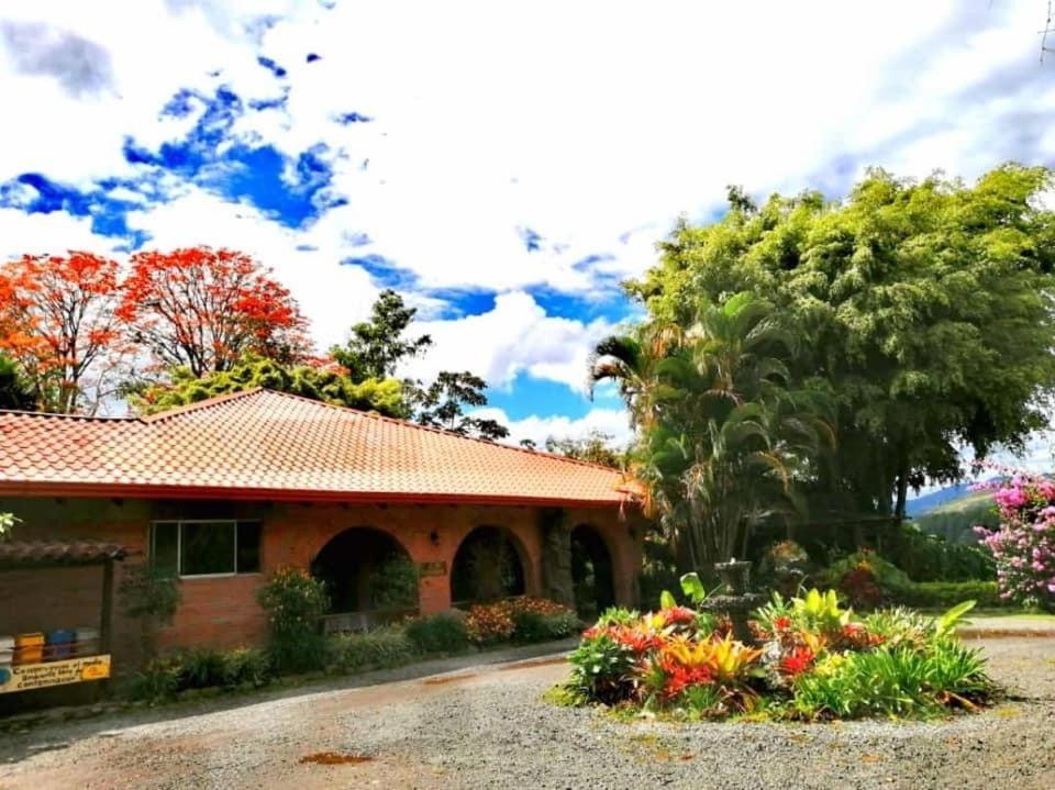 Hotel Boutique Casona Del Cafetal And Lakeside Restaurant Cachí Esterno foto