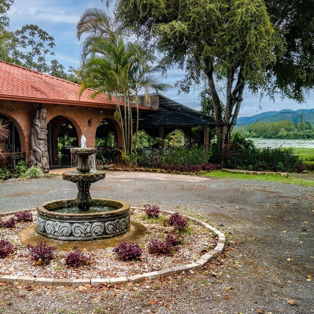 Hotel Boutique Casona Del Cafetal And Lakeside Restaurant Cachí Esterno foto